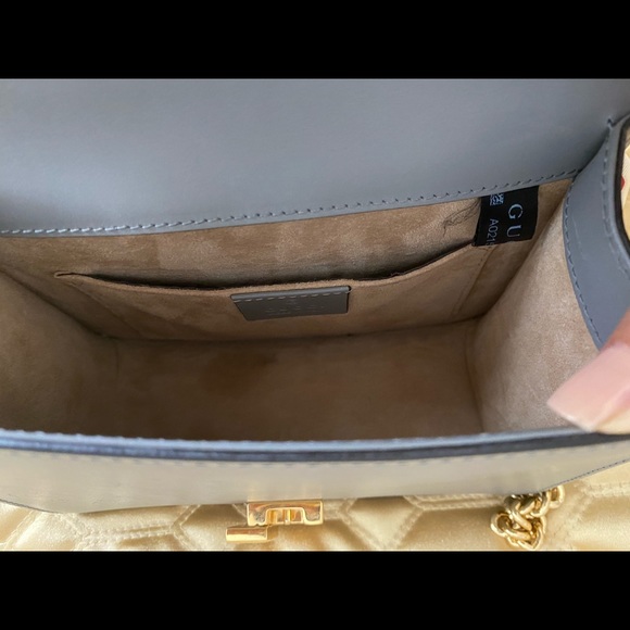 Gucci Mini Sylvie Leather Mini Chain Bag in Gray - Picture 7 of 12